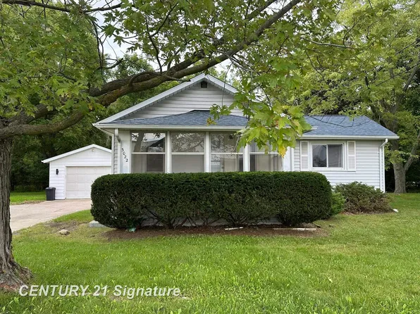 3022 Field Rd, Clio, MI 48420