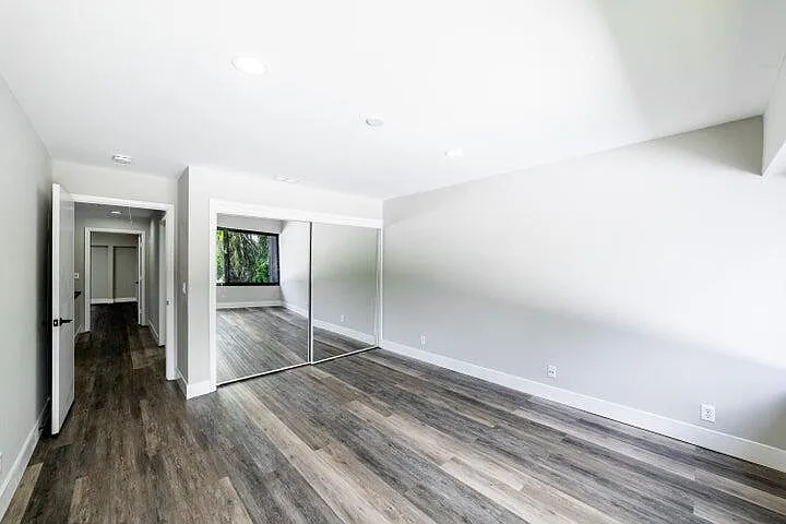 2517 Presidential Way #B — Photo 29