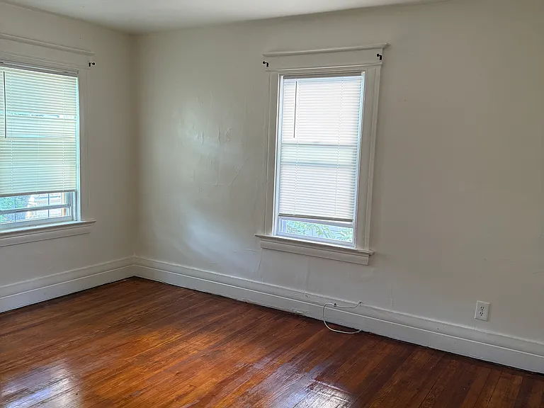 506 Ridgeway Ave — Photo 7