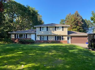 119 City View Dr, Rochester, NY 14625