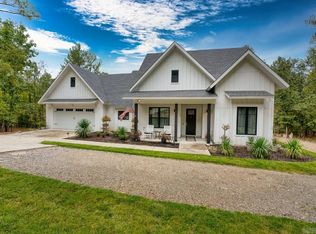 24 Piocha Ln, Hot Springs Village, AR 71909