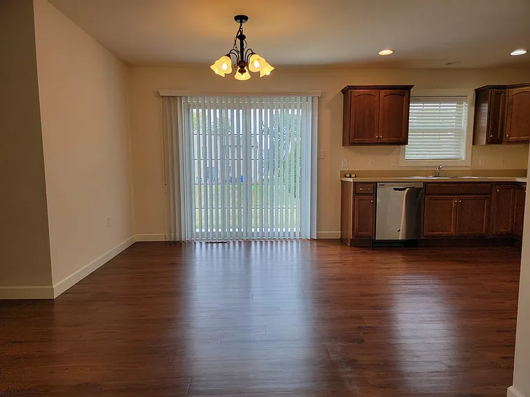 5231 Summerfield Dr — Photo 7