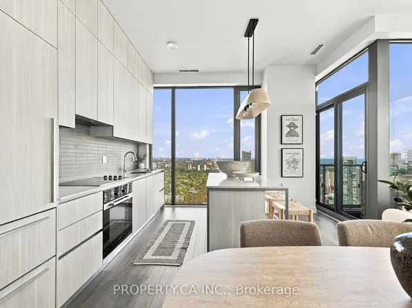 8 Cumberland St #5104, Toronto, ON M4W 0B6