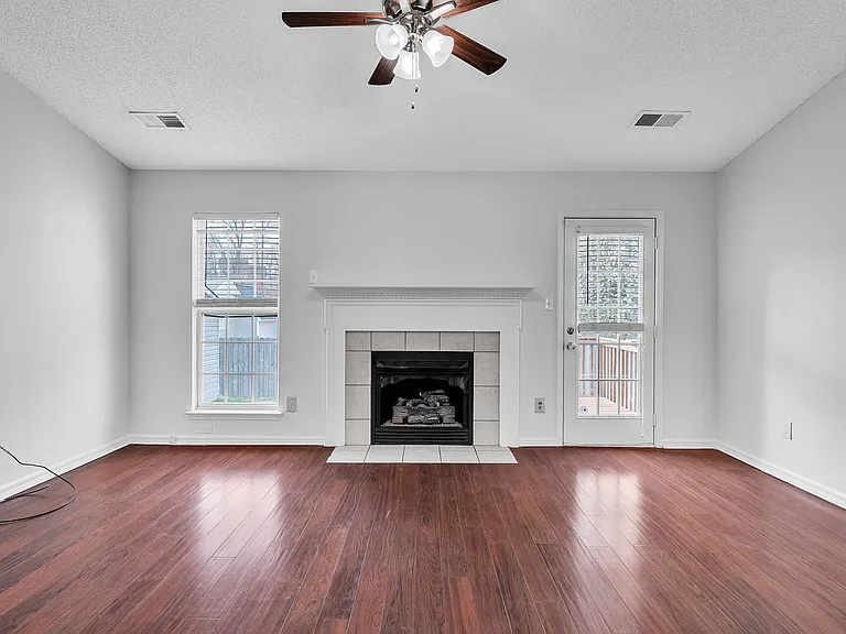 134 Chere Helen Dr — Photo 3