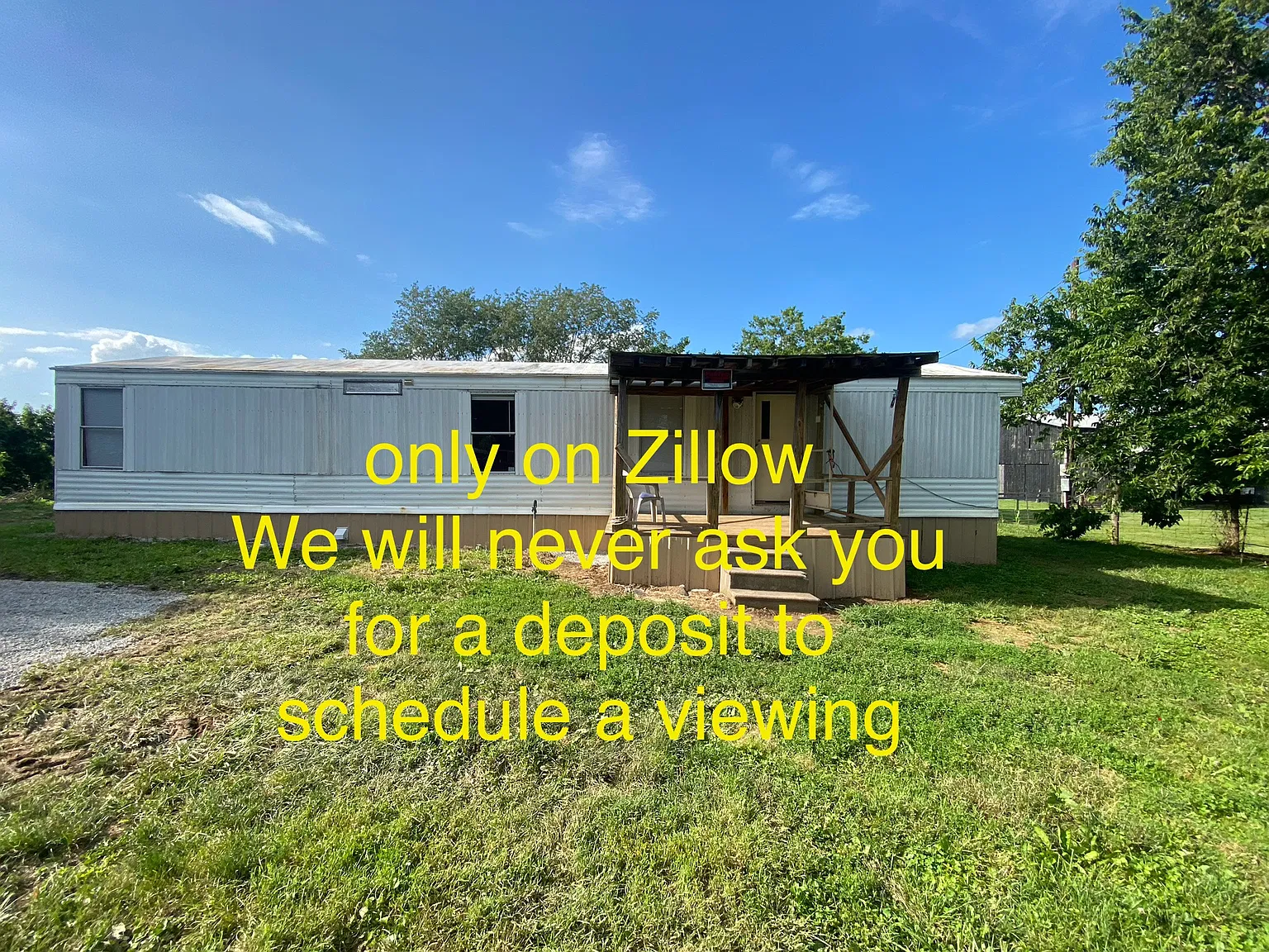 267 Market Ln — Photo 2