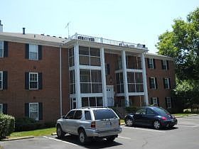 1st image of 207 Donard Park Ave
