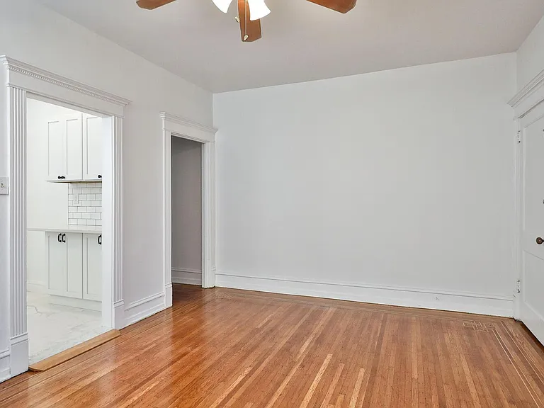 5908 Carpenter St #B — Photo 6
