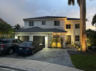 1063 Sunflower Cir, Weston, FL 33327