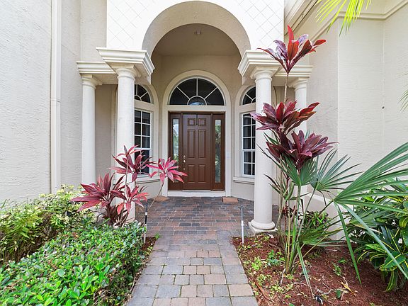 3rd image of 11799 SW Aventino Drive