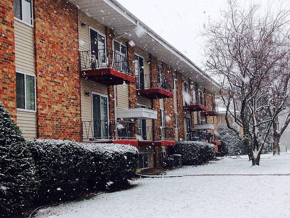 1st image of 1824 University Dr
