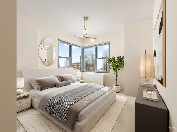 360 East 72nd Street image 4 of 21