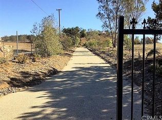 19260 Santa Rosa Mine Rd, Perris, CA 92570