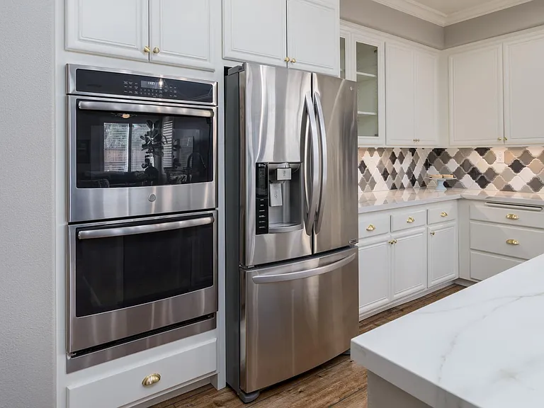 1668 Paseo Maravilla — Photo 11