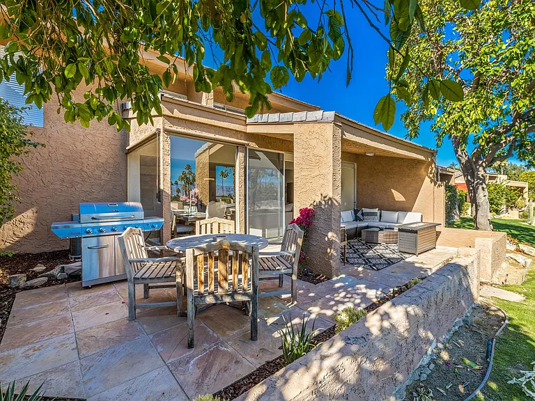 48910 Phlox Pl — Photo 32