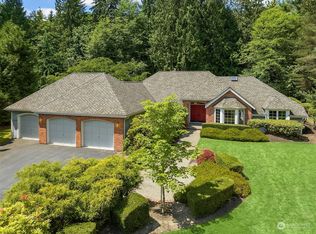 22018 NE 168th Ct, Woodinville, WA