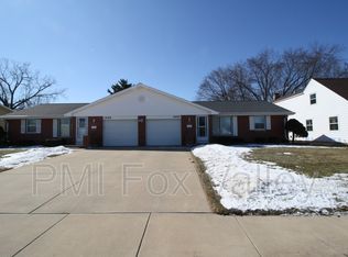 1447 Division St, Green Bay, WI 54303