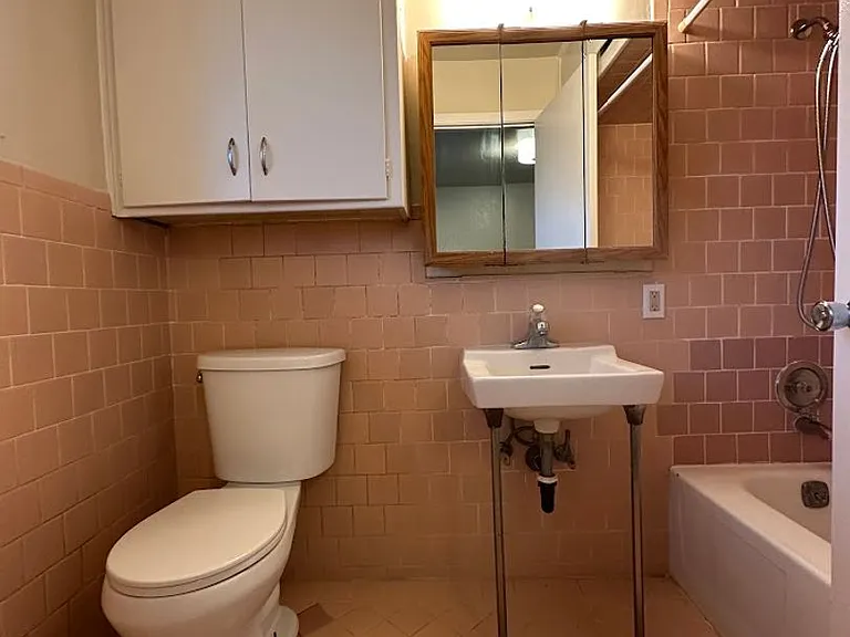 Ivy Common Apartments — Photo 10