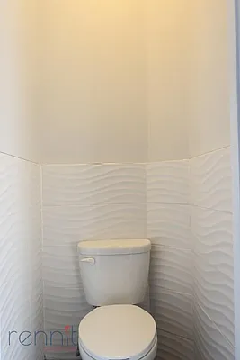 Rented by Rennit Inc. | media 22