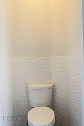 Rented by Rennit Inc.