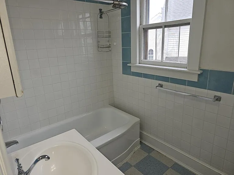 19 Howard Ave #2 — Photo 19