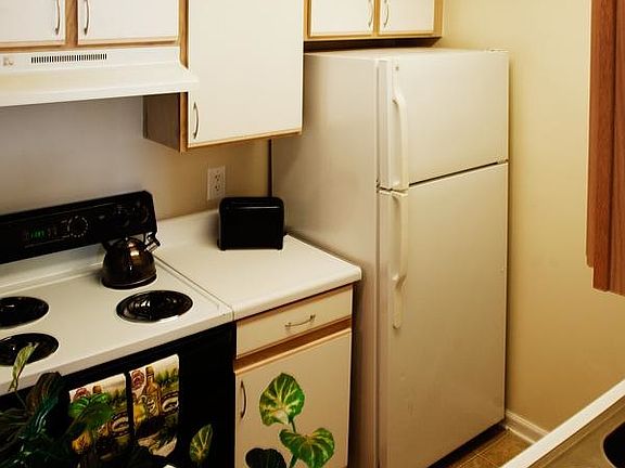 5th image of 93 Fern Oak Cir APT 203