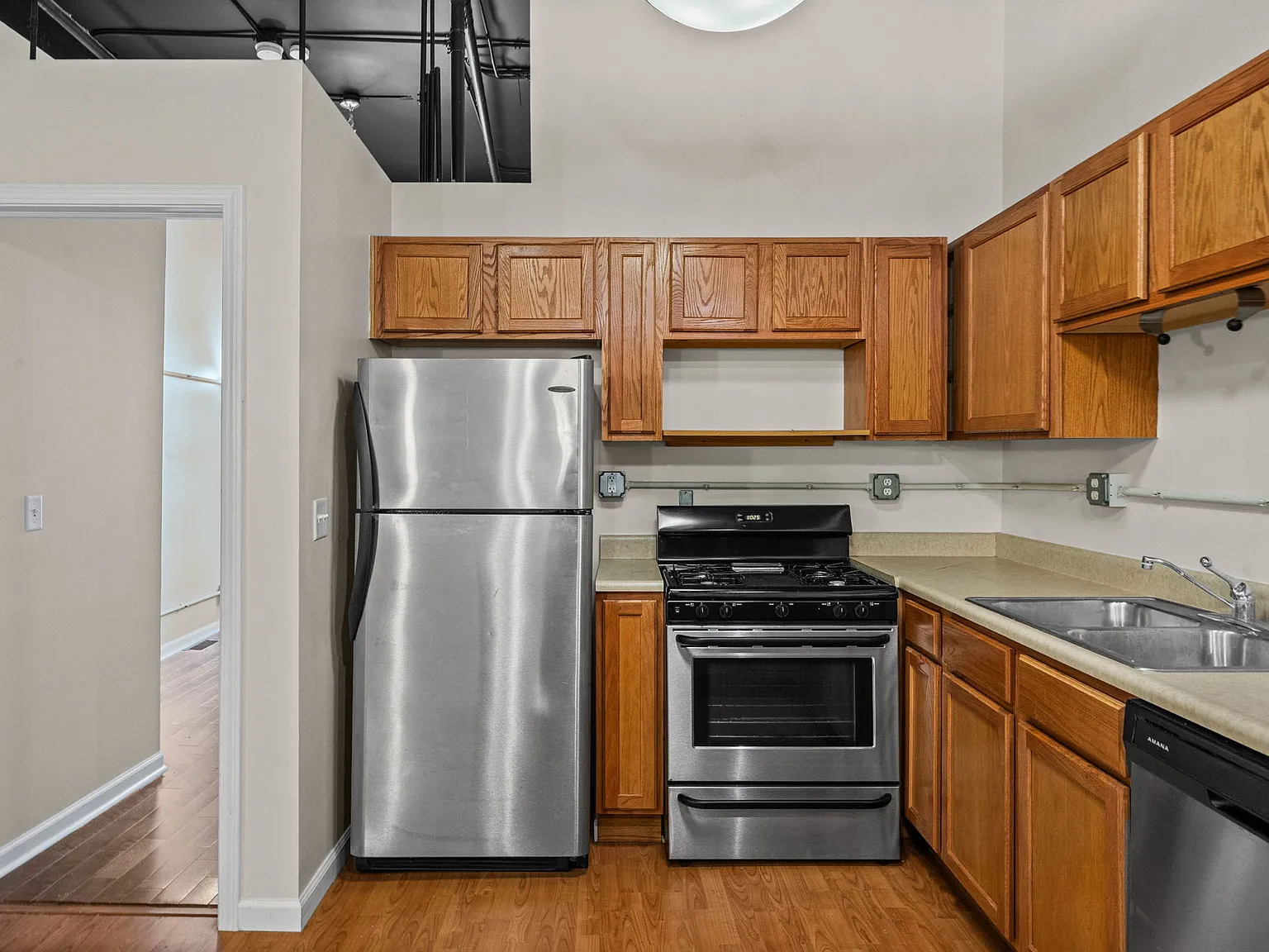 1 bed, 515 sqft, $1,050 — Photo 3