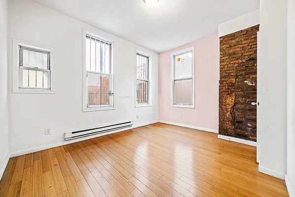 Rented by CCM Property Management LLC | media 8