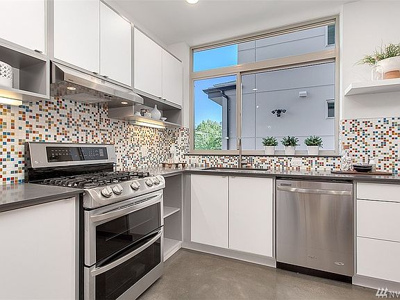4th image of 5550 15th Ave S #B