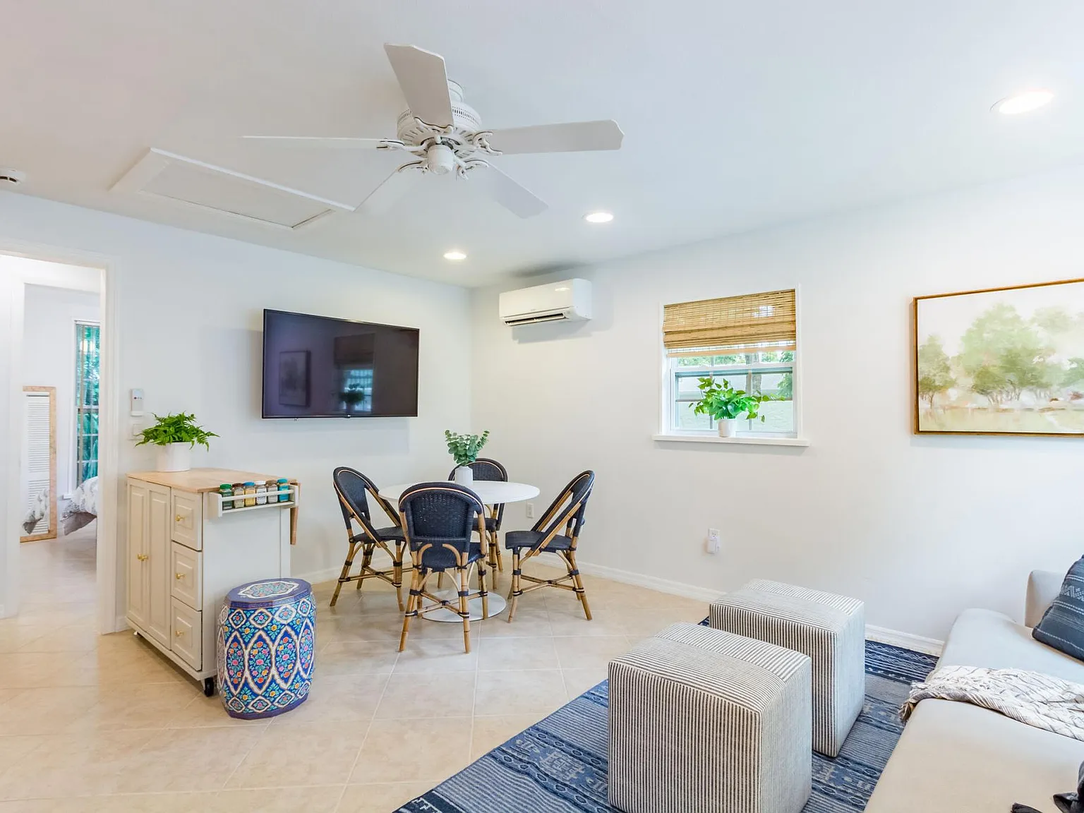 1 bed, 450 sqft, $1,750 — Photo 2