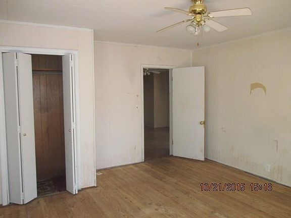 5th image of 516 S Washington St