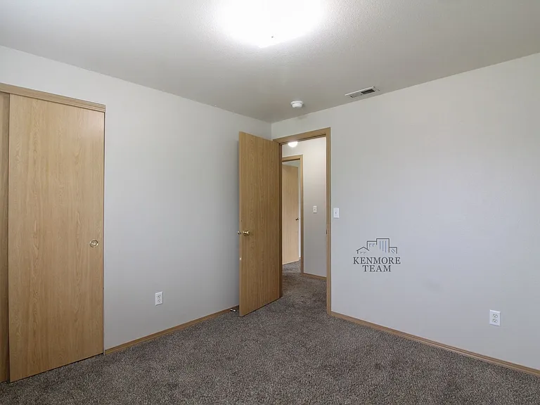 4215 Cochins Ln — Photo 14