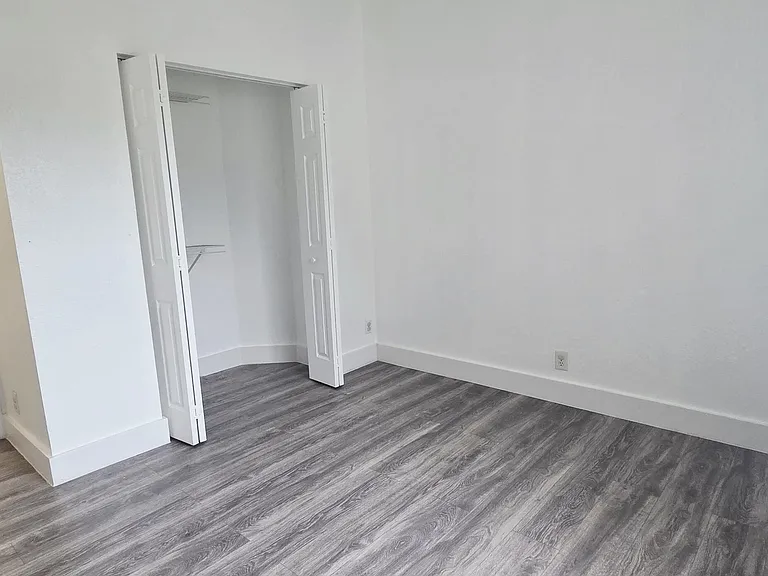 8320 Lagos De Campo Blvd — Photo 15
