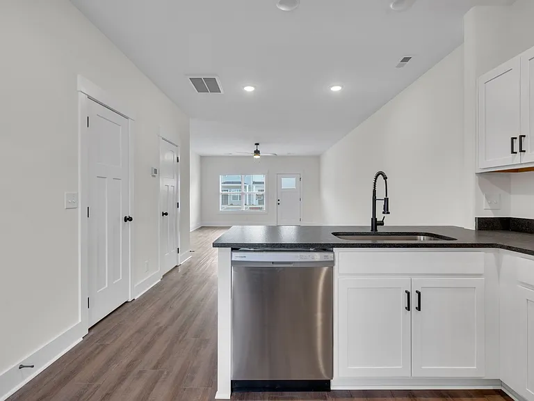 119 Front Ridge Cir — Photo 15