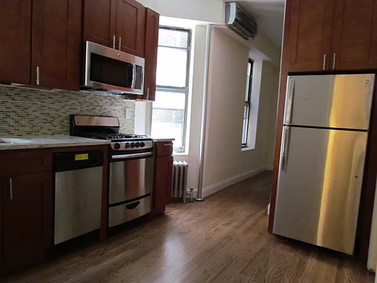 Rented by Village Views Realty | media 41