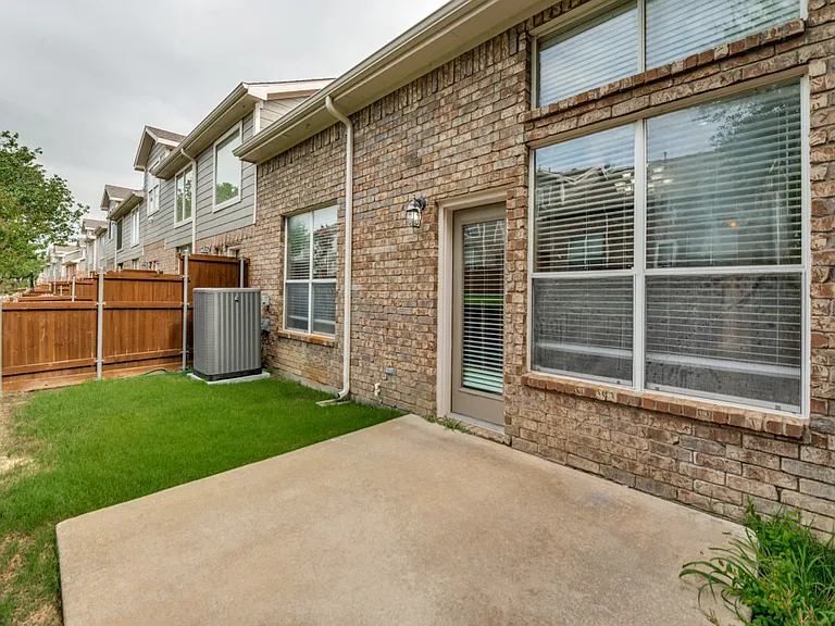 7048 Eagle Vail Dr — Photo 12