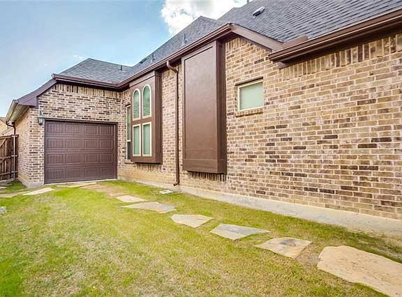 3rd image of 136 Diablo Dr