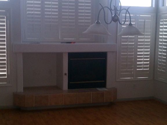 5th image of 9108 Diamond Lake Ave