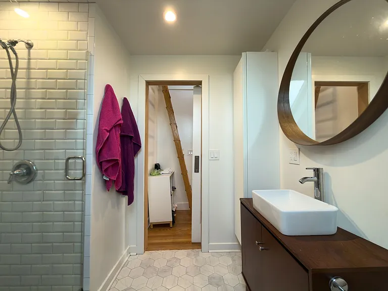 99 Olive St — Photo 9