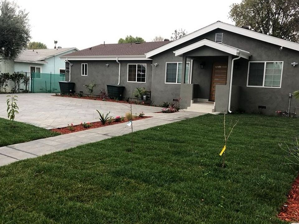 1st image of 15818 Marlin Pl