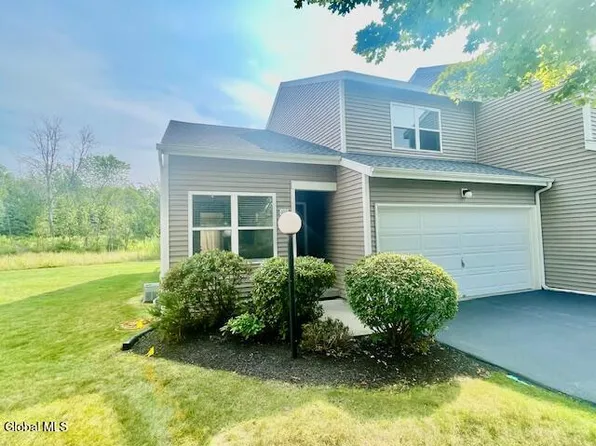 108 Harvard Road, Watervliet, NY 12189
