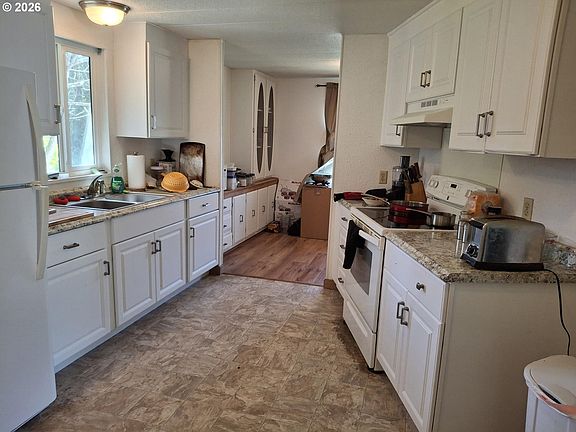 4th image of 69127 Wildwood Rd Space 46