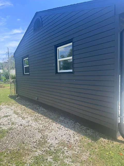 3 bed, 888 sqft, $1,400 — Photo 3