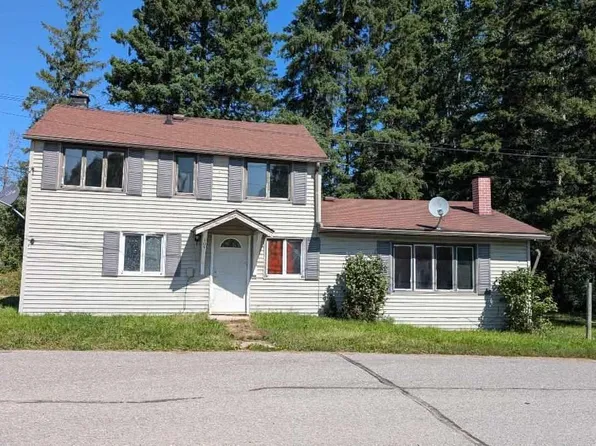 404 3rd Ave SE, Cook, MN 55723