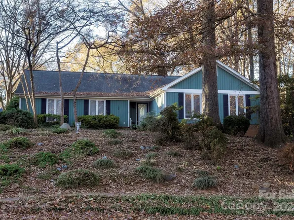 1600 E Barden Rd, Charlotte, NC 28226