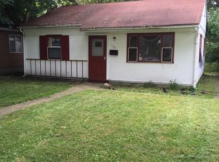 1721 S Warren St, South Bend, IN 46613