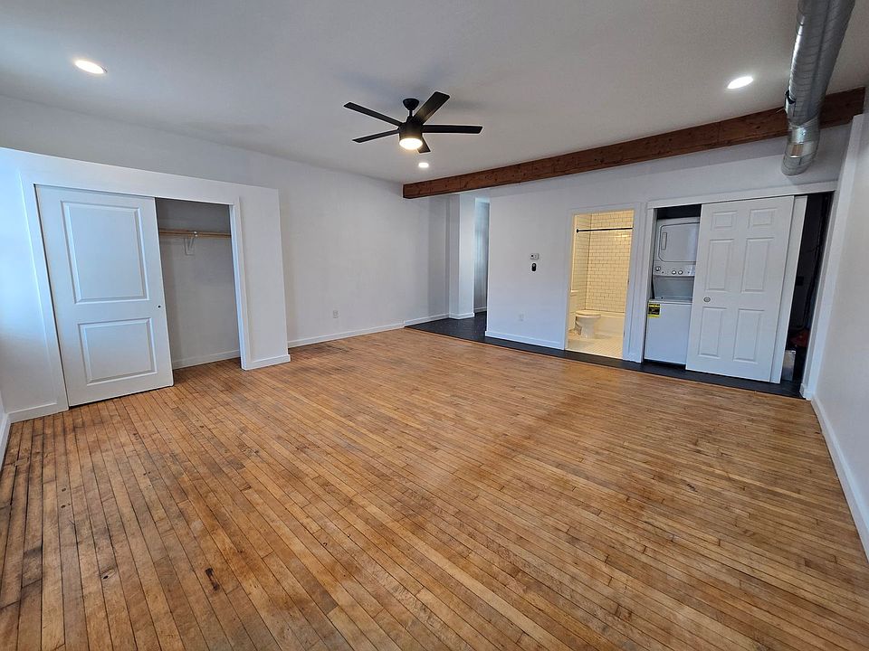 1st image of 3112 Richmond St