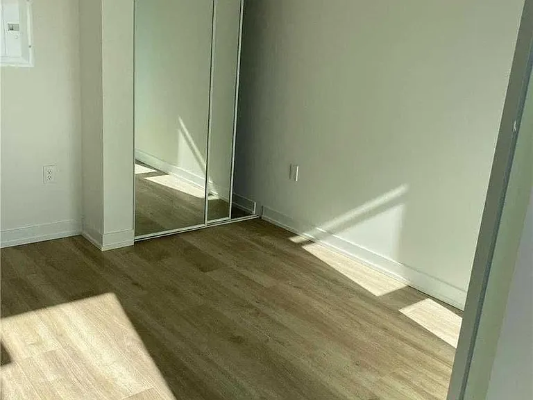 1 Yorkville Ave #1504 — Photo 1