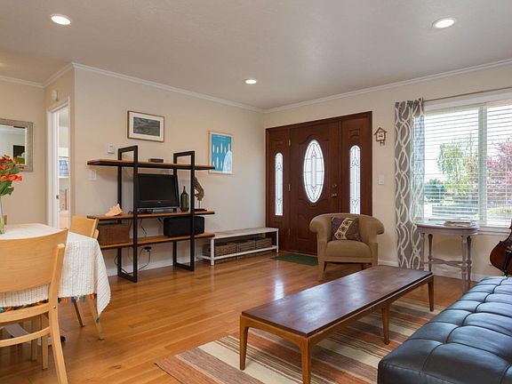 3rd image of 1505 Hawser Ln