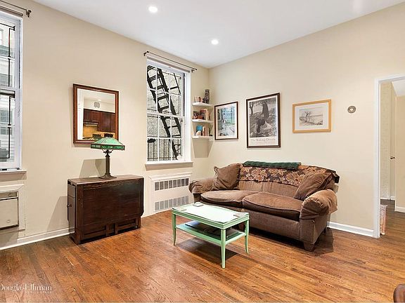 3rd image of 229 E 81st St APT S