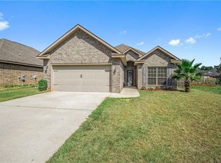 2406 McKenzie Ct, Saraland, AL 36571